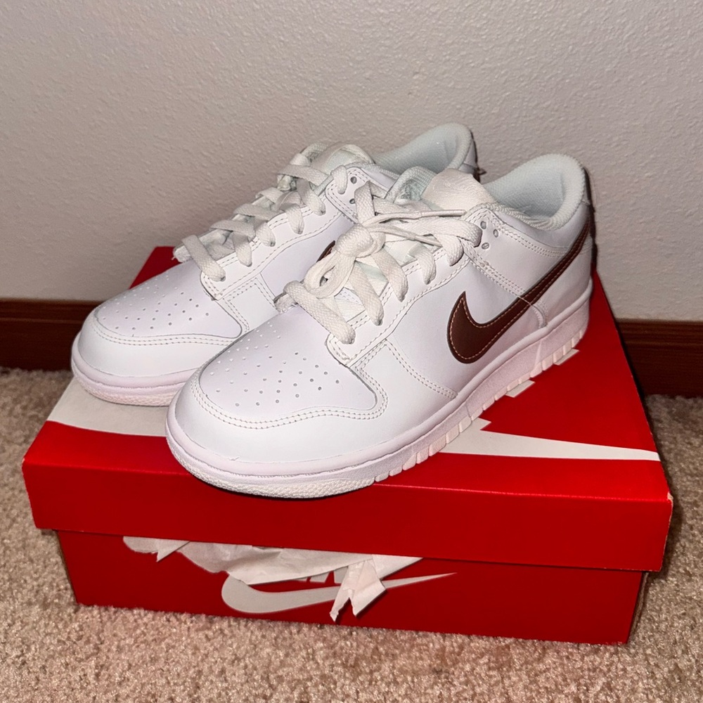 ✨SOLD✨ Nike Dunks White with Rose Gold